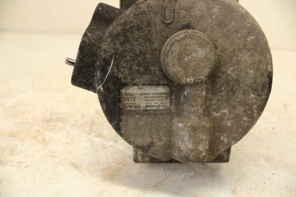 COMPRESSEUR DE CLIMATISATION HYUNDAI I20 DIESEL - Vue 3